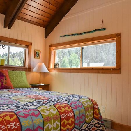 Tranquil Little Cabin On The River With High Speed Wifi Villa Red River Exterior photo